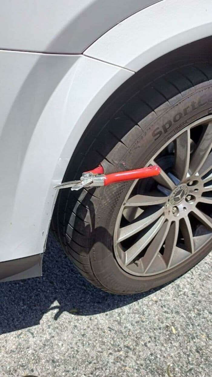 30 Hilarious Pics That Show The Level Of Nonsense Mechanics Have To Deal With