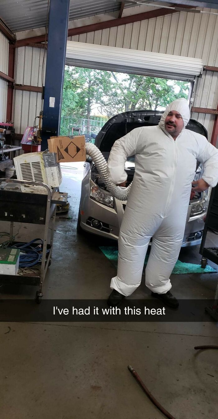 30 Hilarious Pics That Show The Level Of Nonsense Mechanics Have To Deal With