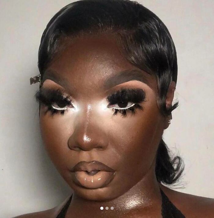 50 Hideous Times Makeup Artists Messed Up