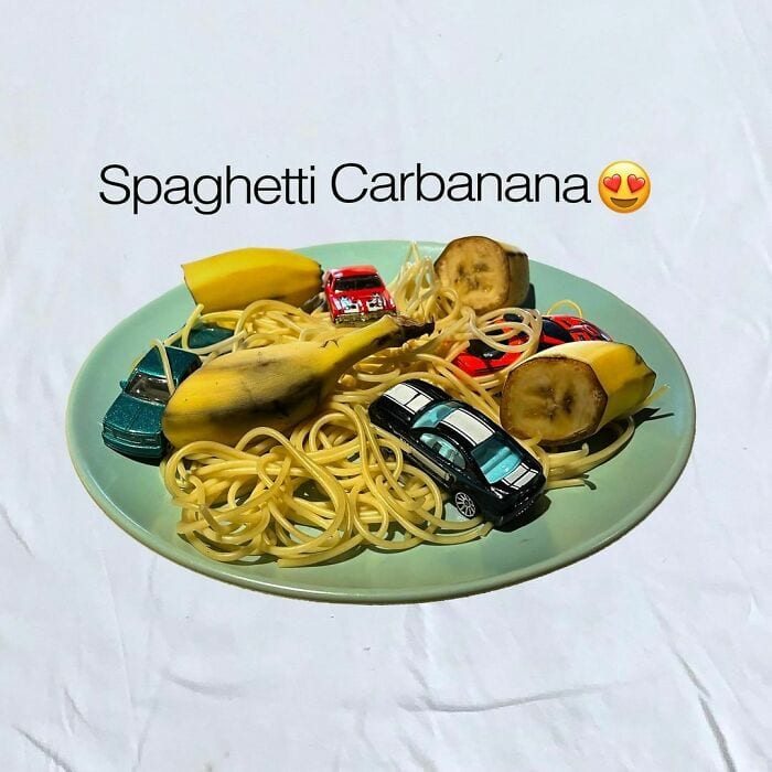 30 Ridiculous And Funny Shirts People Wore In Public