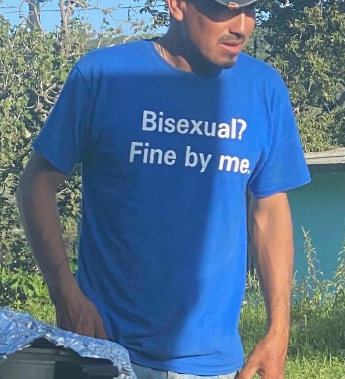 30 Ridiculous And Funny Shirts People Wore In Public