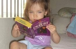 30 ‘Awkward Family Photos' To Cringe At