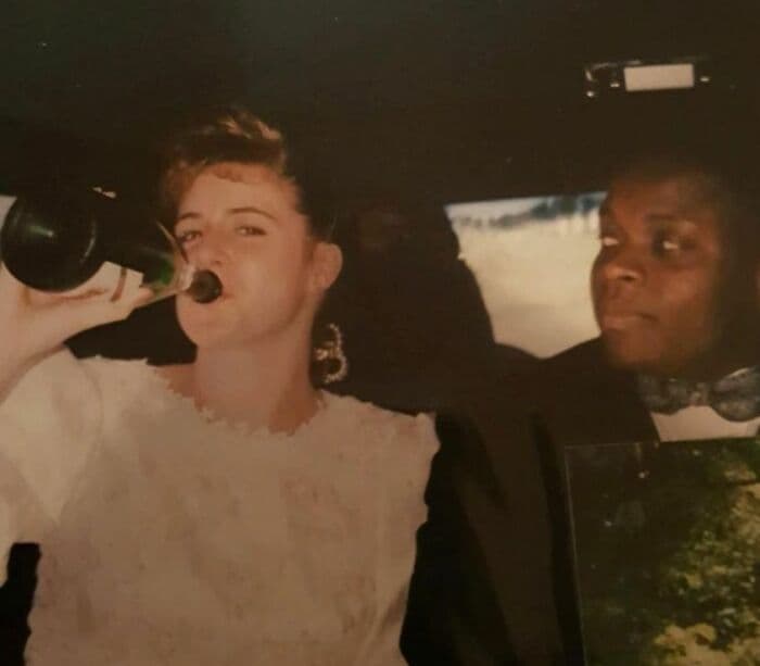 30 ‘Awkward Family Photos' To Cringe At