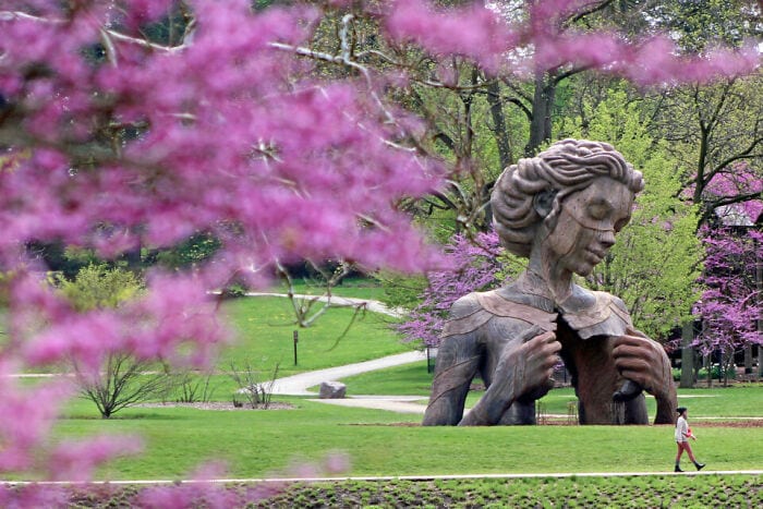 30 Amazing Pictures Of Sculptures That Are Both Breathtaking And Unbelievable 