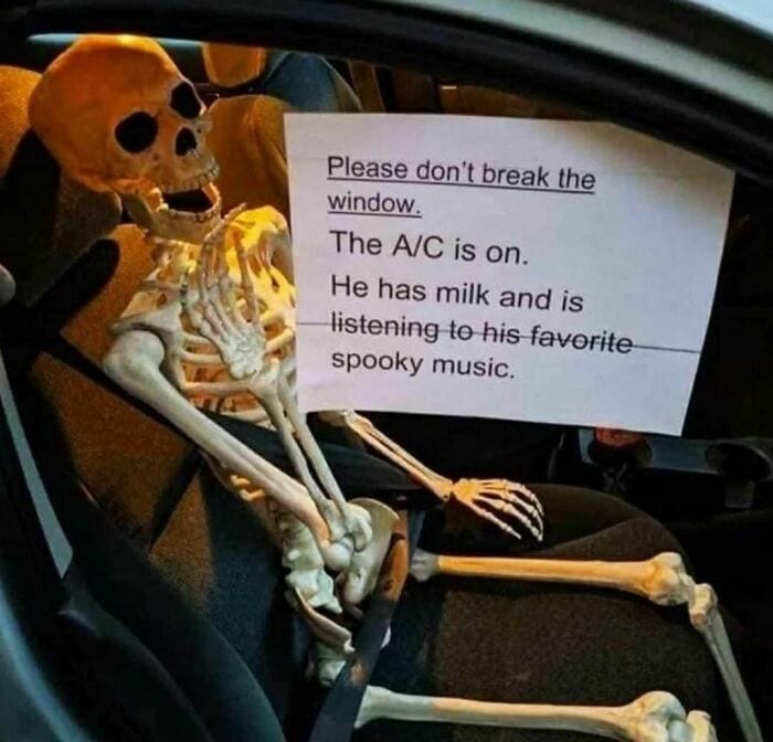 30 Hysterical Festive Memes To Laugh At 