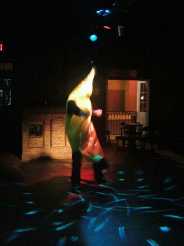 30 Insane And Funny Times People Managed To Capture Chaos Of Nightclubbing 