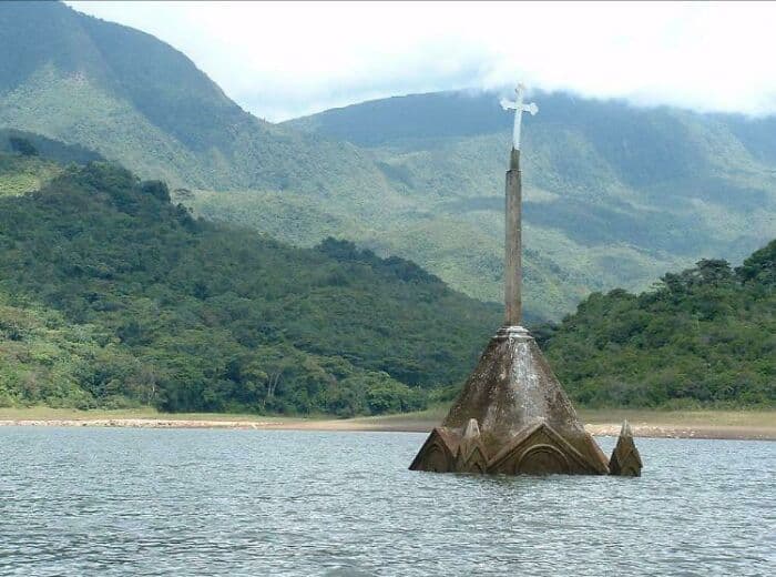 30 Horrifying Pics You Absolutely Must See And Share 