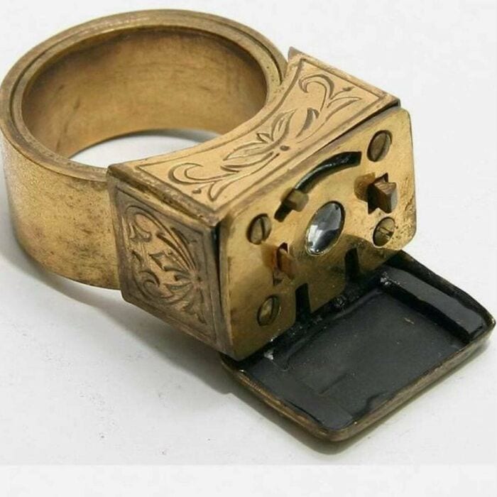 30 Of The Most Interesting And Beautiful Antiques 