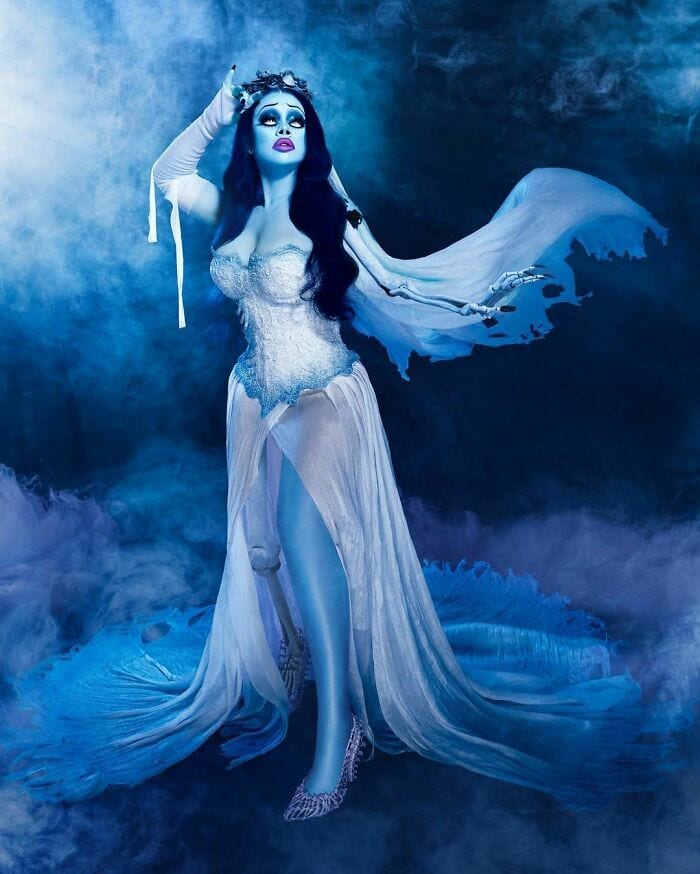30 Awesome Pics Of Celebs Who Stole Halloween Show 