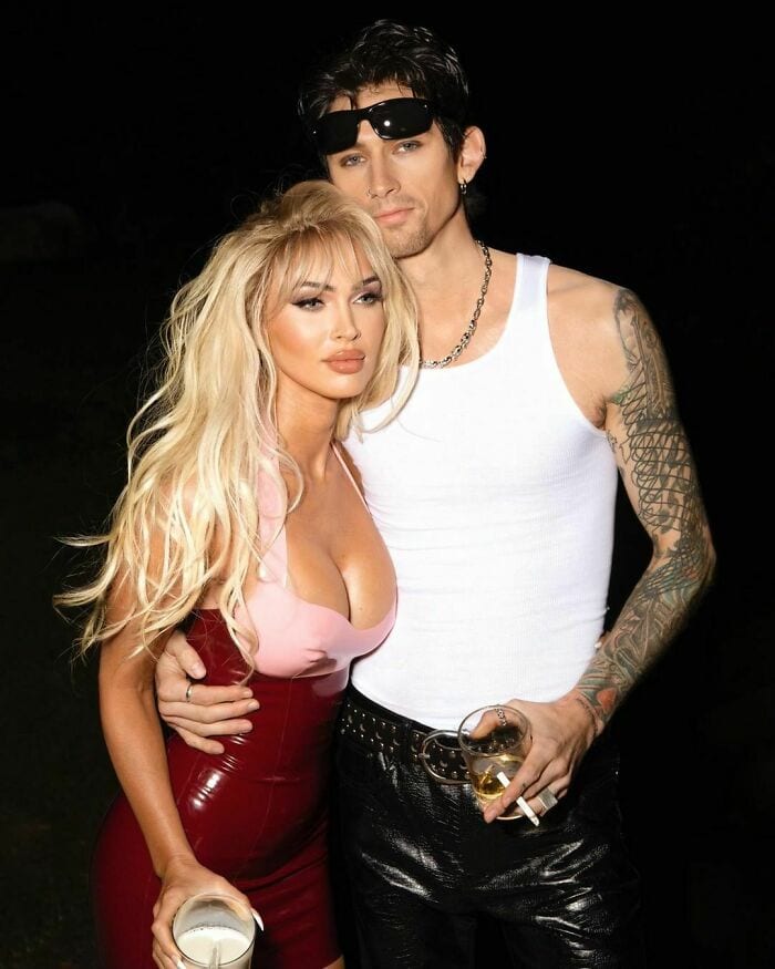 30 Awesome Pics Of Celebs Who Stole Halloween Show 