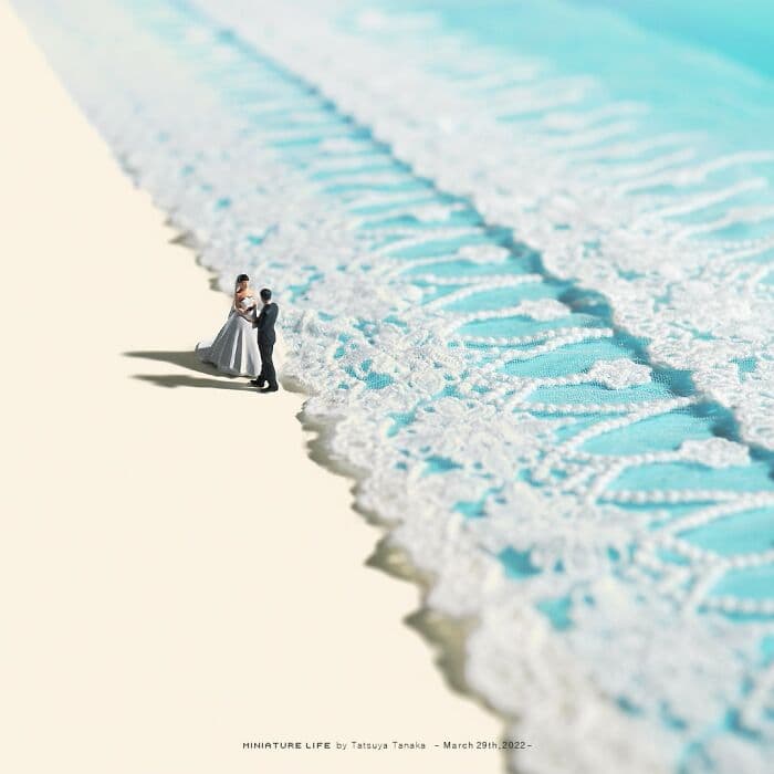30 Tiny And Magical Worlds Created By An Amazing Artist