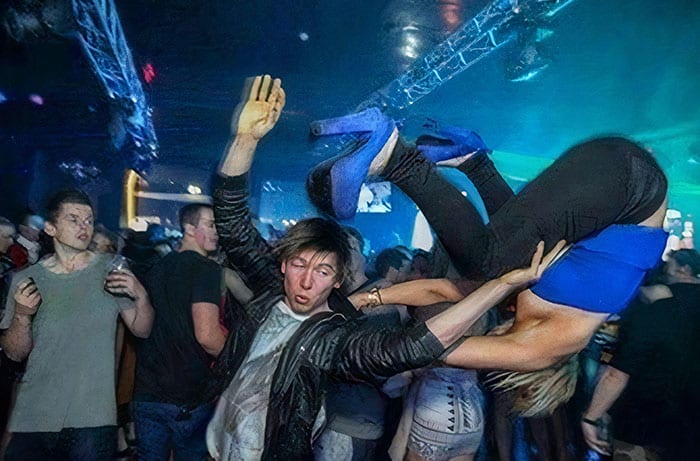 Funny Nightclub Photos 4 635F6Ae5B3Fbd 700