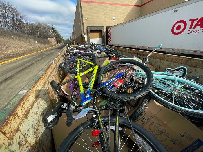 30 Awesome Times People Couldn’t Believe Their Luck While Dumpster Diving 