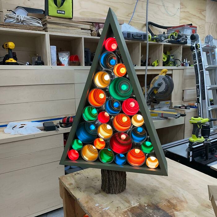 30 Epic And Creative Christmas Trees That Absolutely Won Christmas 