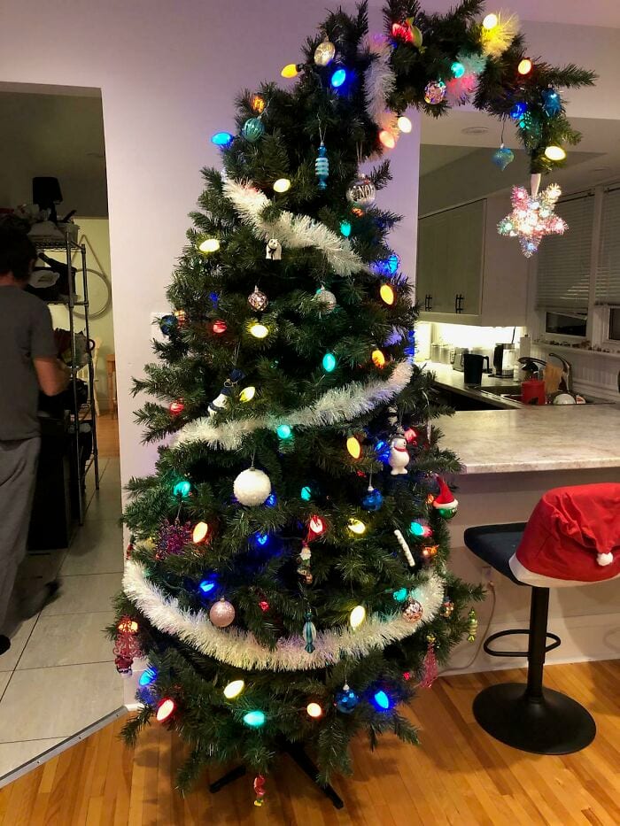 30 Epic And Creative Christmas Trees That Absolutely Won Christmas 