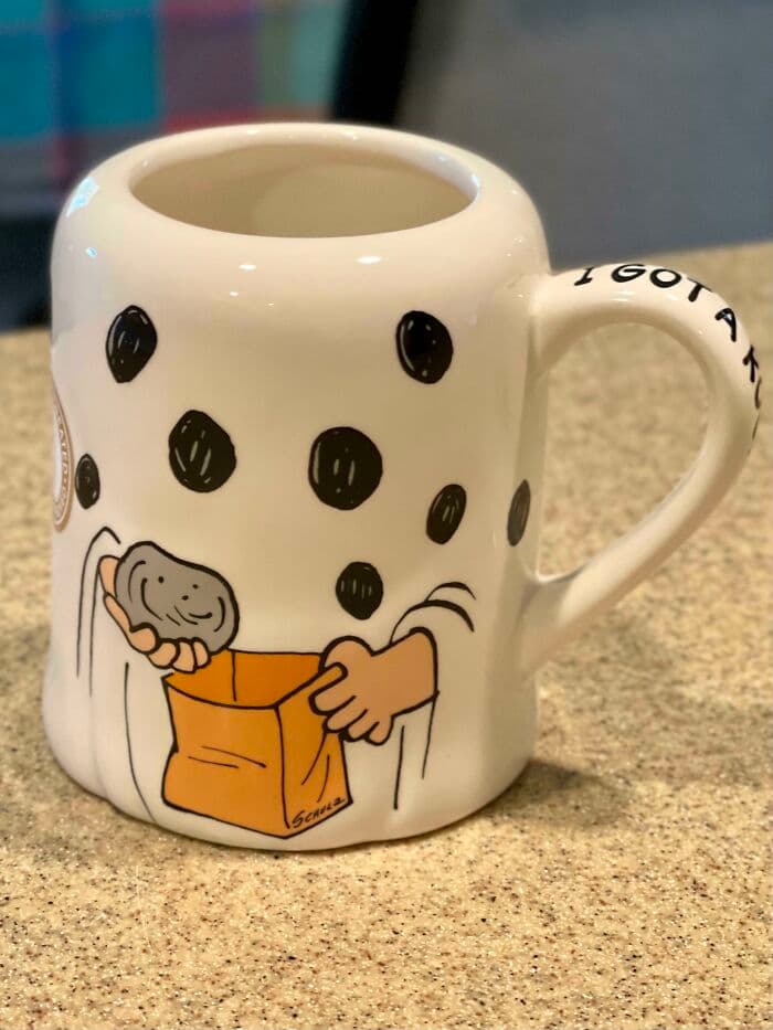 30 Satisfying Pictures Of Cool Mugs 
