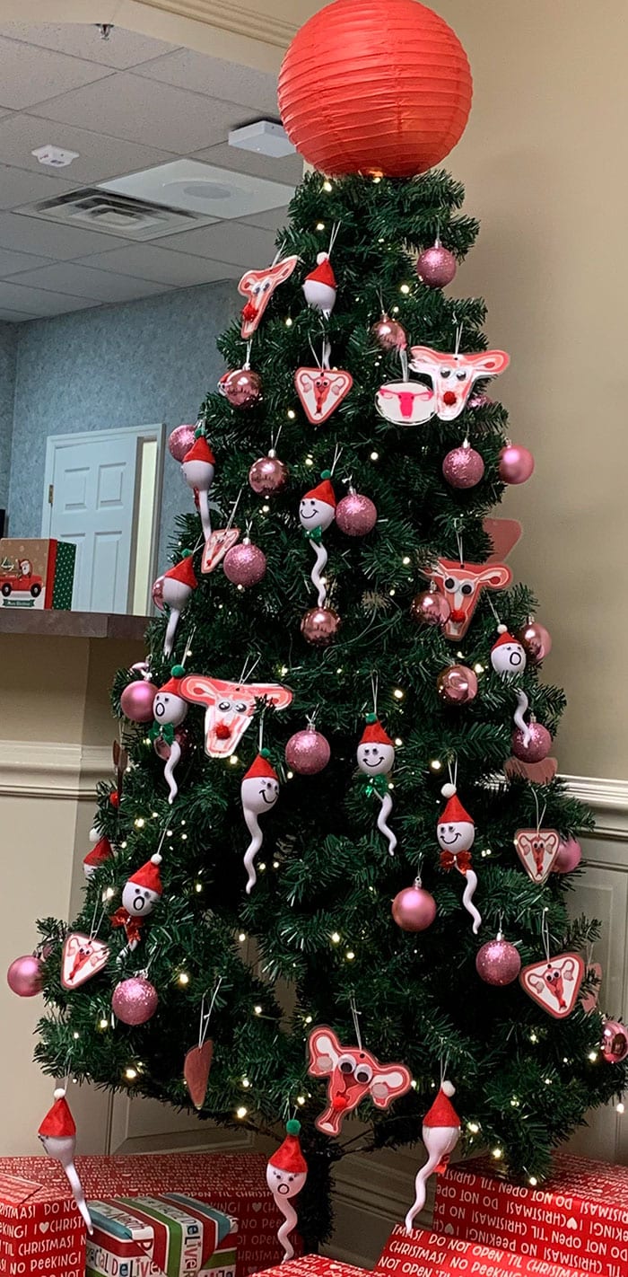 30 Epic And Creative Christmas Trees That Absolutely Won Christmas 