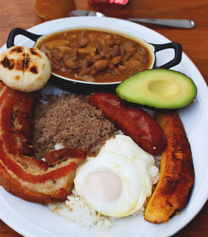 30 Delicious Foreign Foods To Try And Drool From Looking At