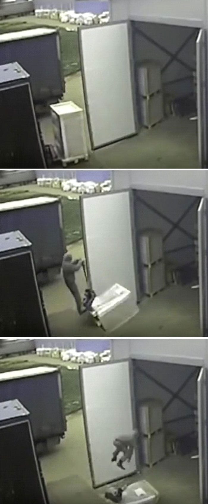 30 Unbelievably Funny Times People Failed At The One Job They Had 