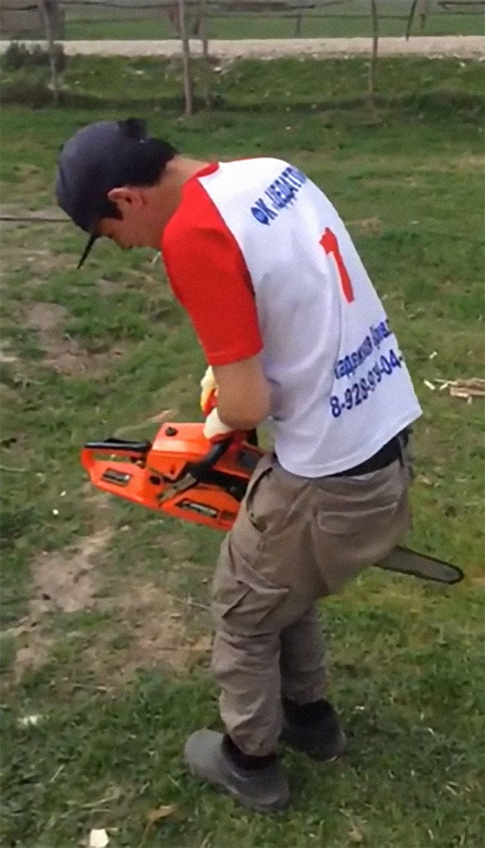 Funny Stupid People At Work 639898C9C06F0 700
