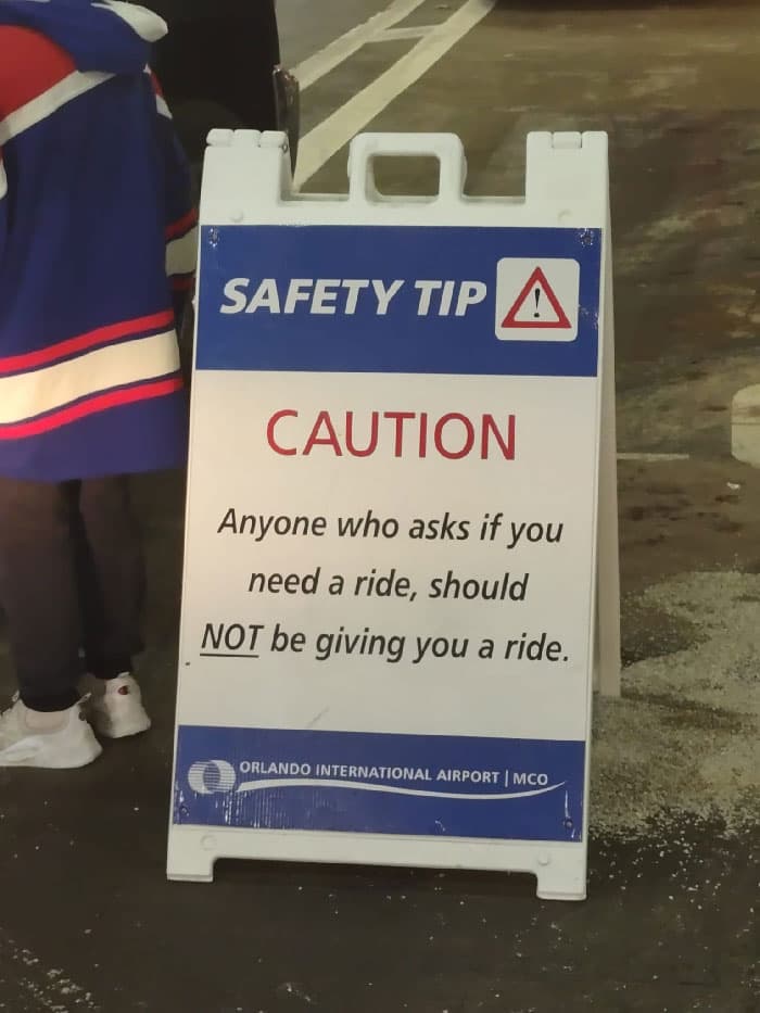30 Awesome Times People Spotted Signs That Were Hilarious