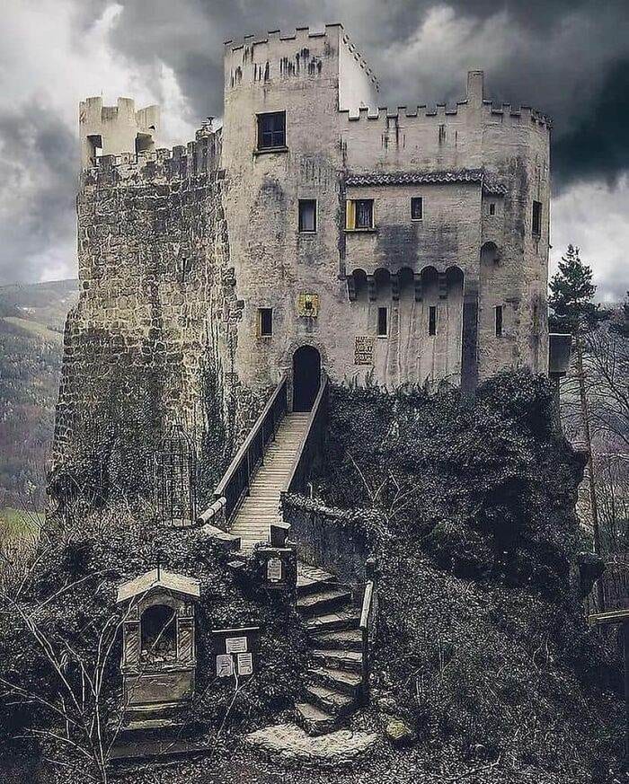 30 Of The Most Breathtaking Forgotten Places 
