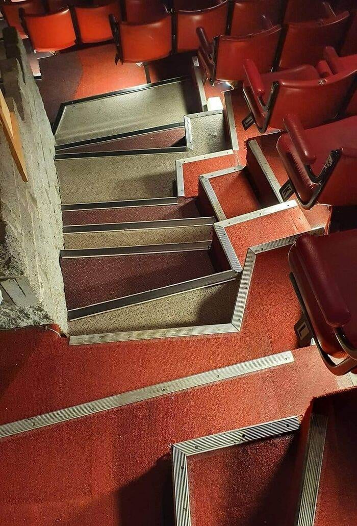30 Funny Times People Failed At Renovating Their Homes