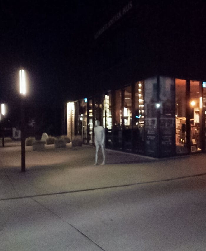 Unintentionally Creepy Jump Scare Photos 35 64E34Bfd0C550 700