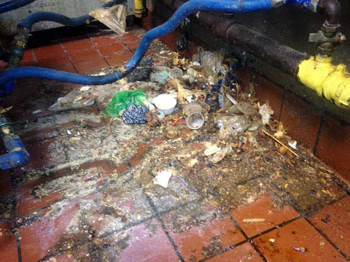 30 Infuriating And Disgusting Restaurant Experiences
