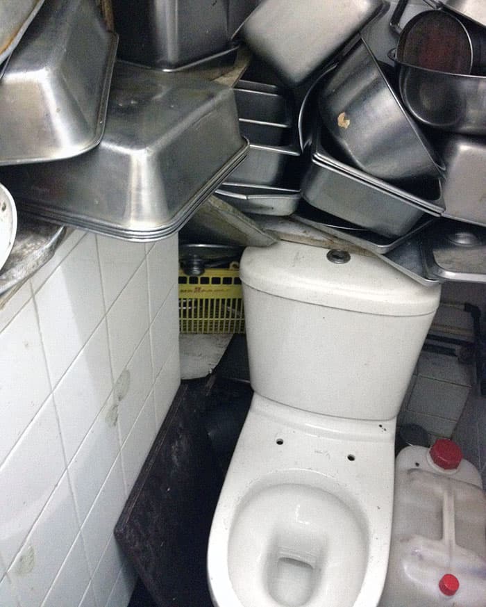 Infuriating Restaurant Pics 52 64A55B28F3010 700
