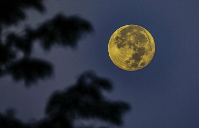 30 Breathtaking Blue Moon Pictures