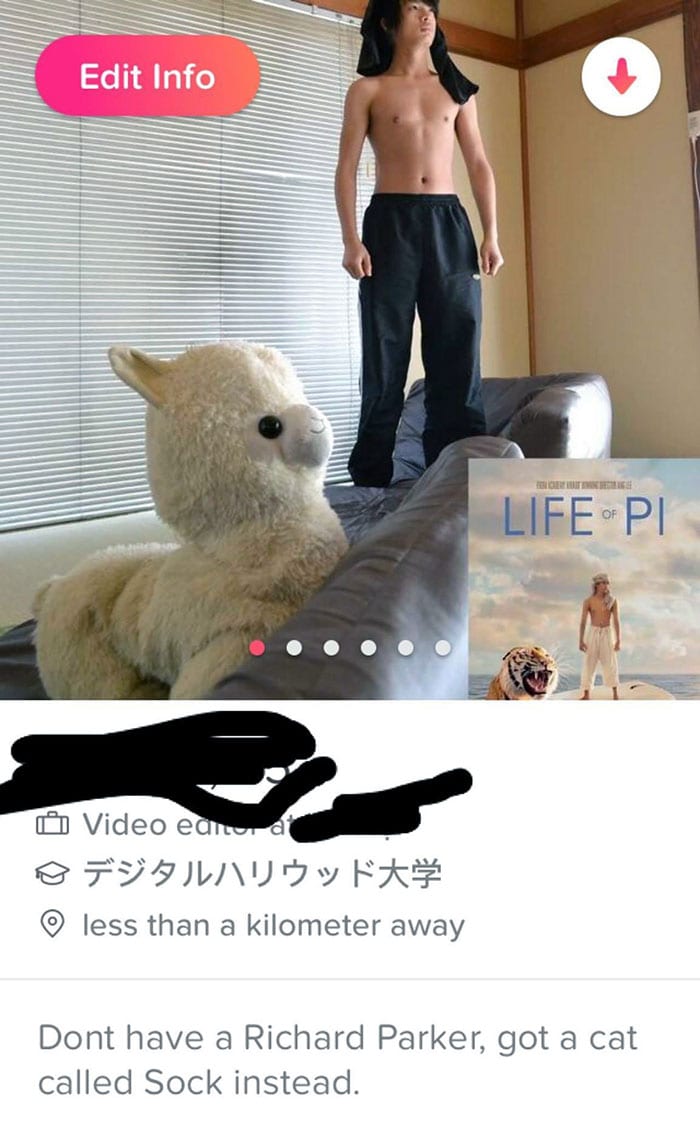 30 Hilarious Individuals Who Are Excelling On Tinder