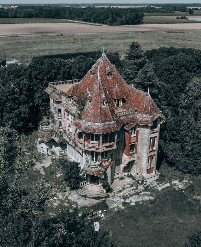 Interesting Old Abandoned Houses Pictures 64F8278Fe86A4 700