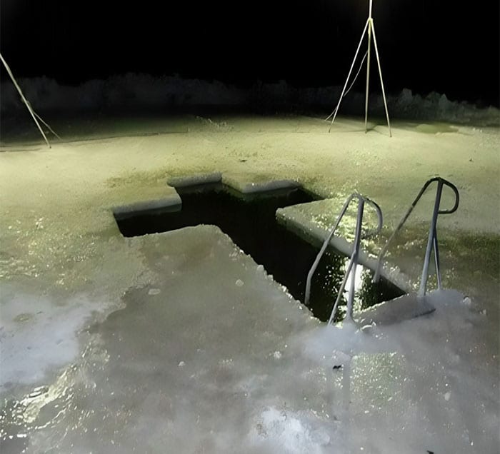 30 Eerily Unexplained Spaces: Creepiness Captured In Images