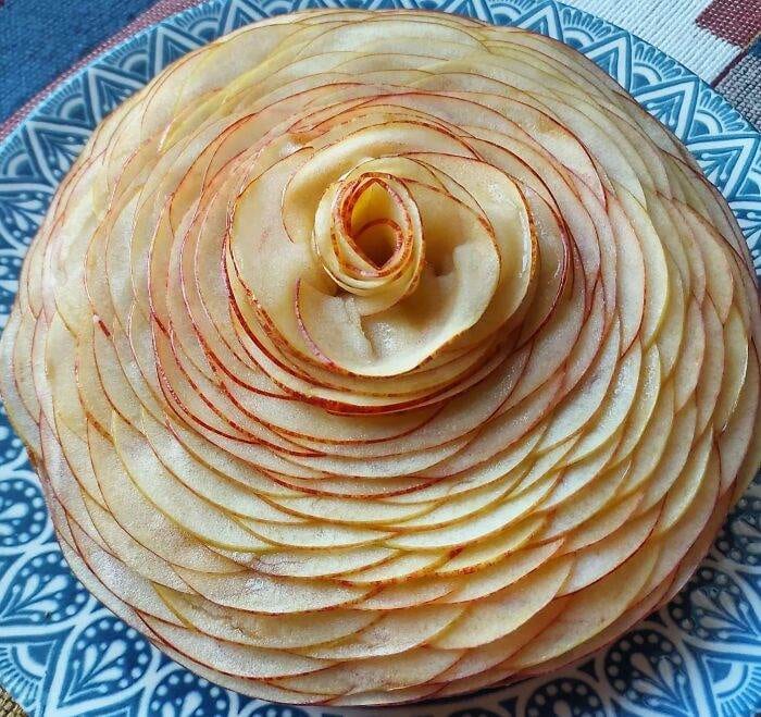 655323C172282 Oddly Satisfying Food Pics