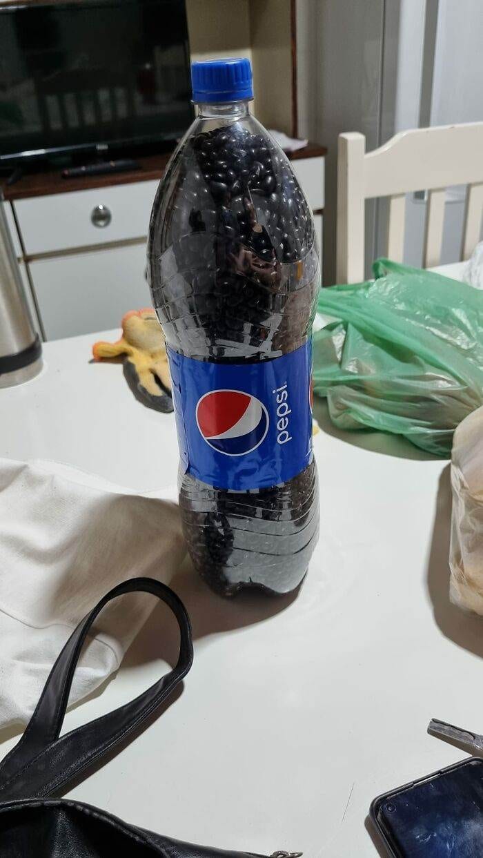 Food In Places Shouldnt Be Pics 6548Ab2297691 700