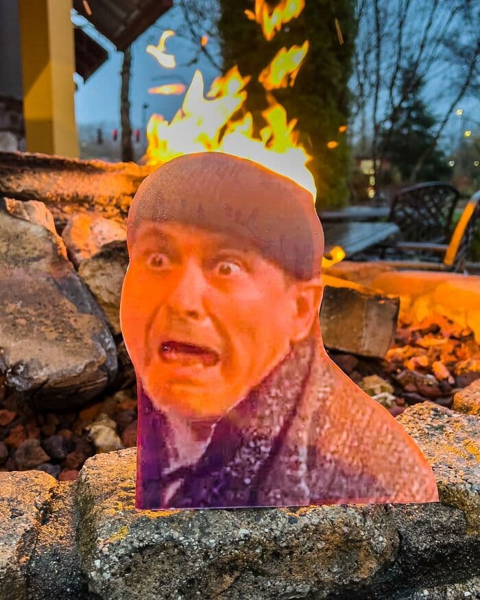 Artist Cleverly Places Pop Culture Character Stickers In Strategic Spots Around His Seattle Neighborhood New Pics 65C5F7D75F4C5 700