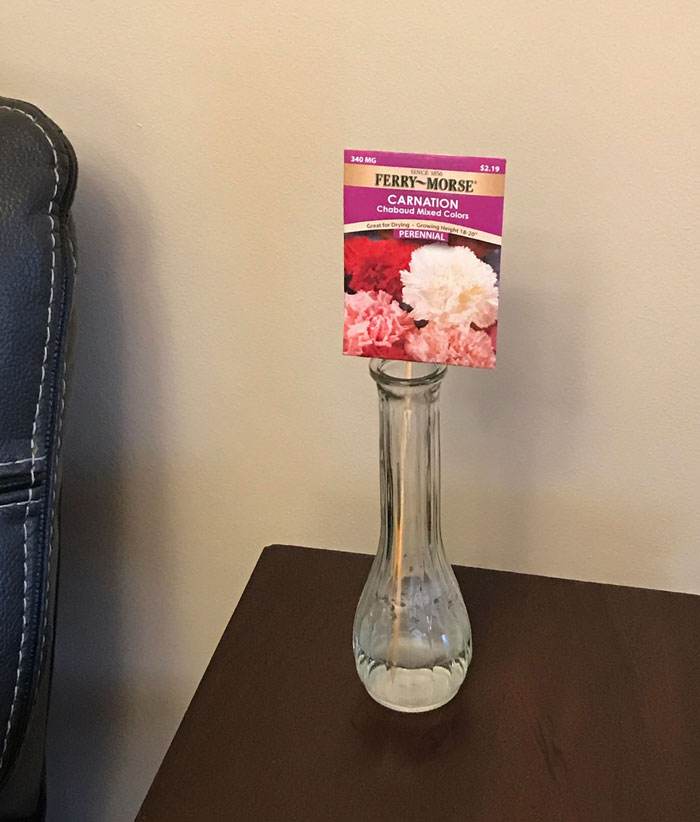 30 Instances Of Surprising Valentines With Hilarious Humor