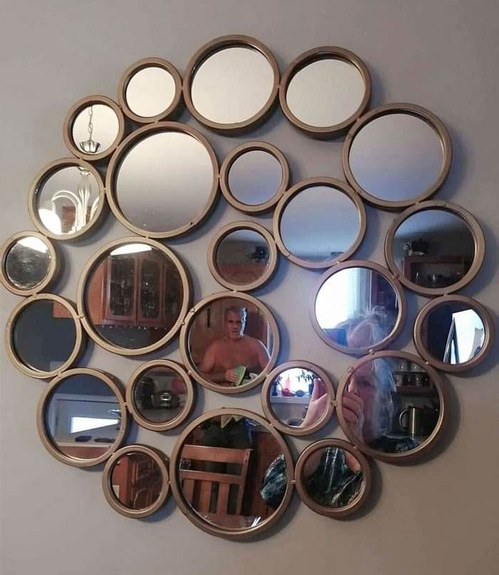 Funny Pics People Selling Mirrors 14 660E452C3956E 700