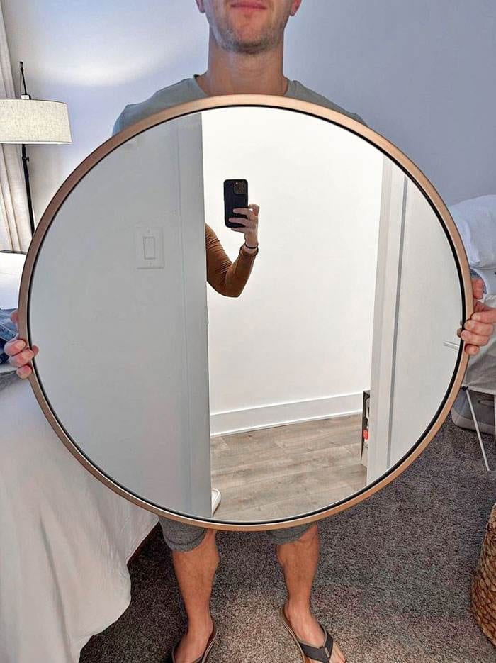 30 SideSplitting Mirror Selling Memes
