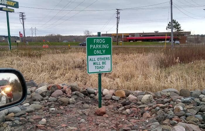 6659C405Df655 Weird Funny Signs