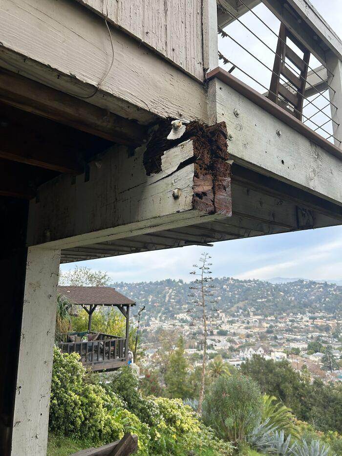 30 Chilling Encounters Witnessed During Structural Inspections
