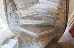 30 Instances Where Designers Created The Worst Stairs Imaginable