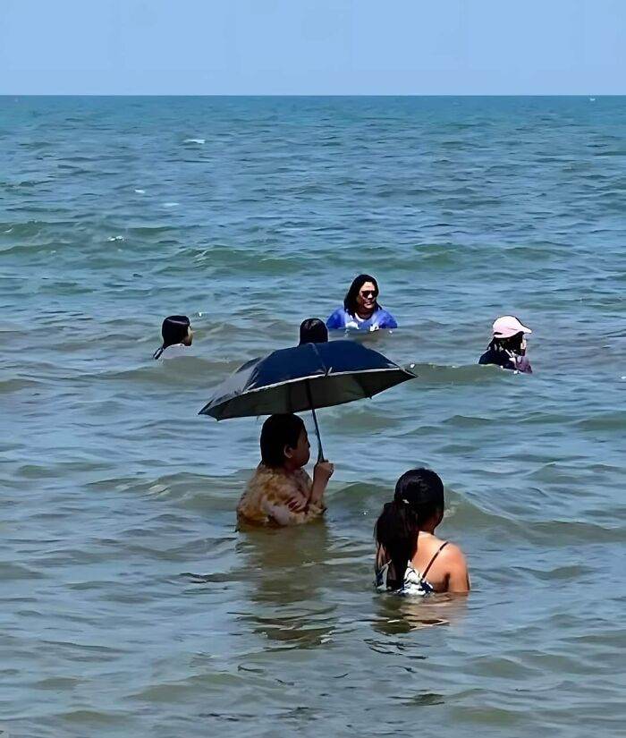 Weird Disturbing Funny Images 66B5C57F1A472 700
