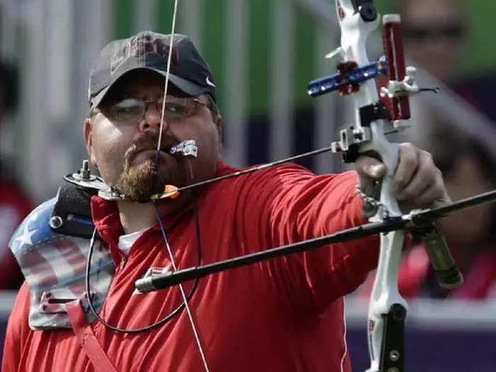 Teacher From Arizona Just Won Archery World Championship  With One Arm Pictures