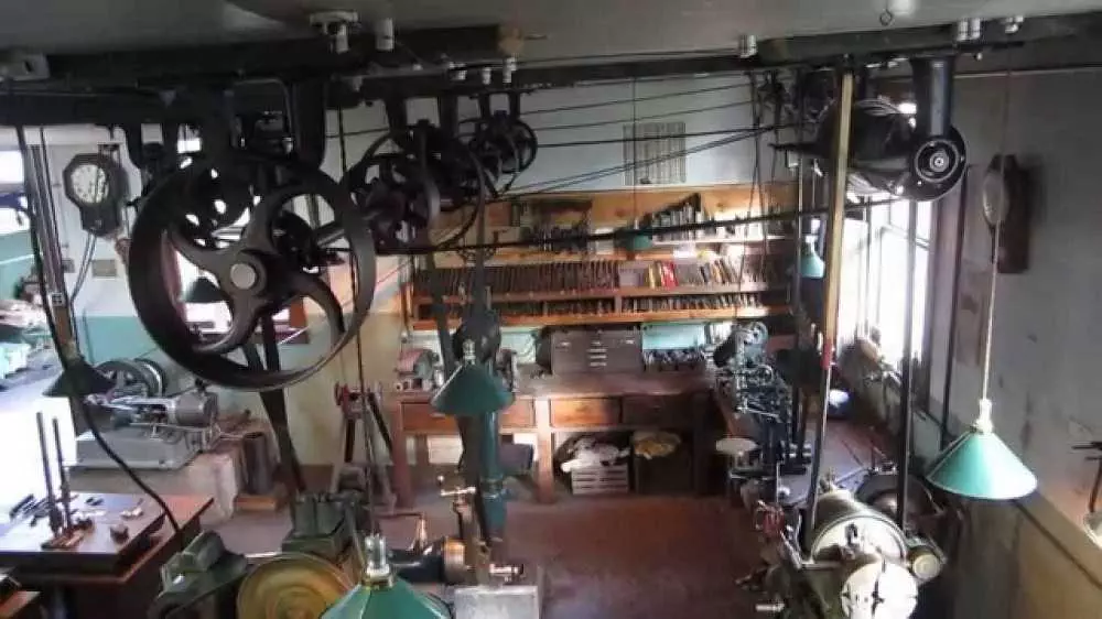 Inside Look At An Early 1900S Steam Powered Machine Shop Videos Featured