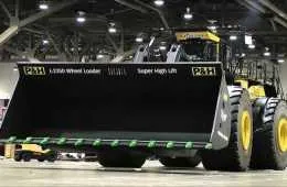 Meet The Heaviest Equipment In The World  Awesome Video Video Featured