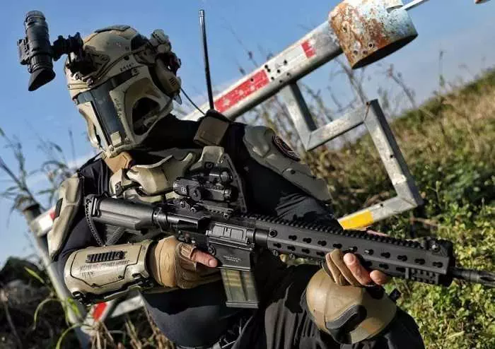 Meet The Mandalorian Ballistic Armor From Heckler Koch And Ar500 Pictures (5)