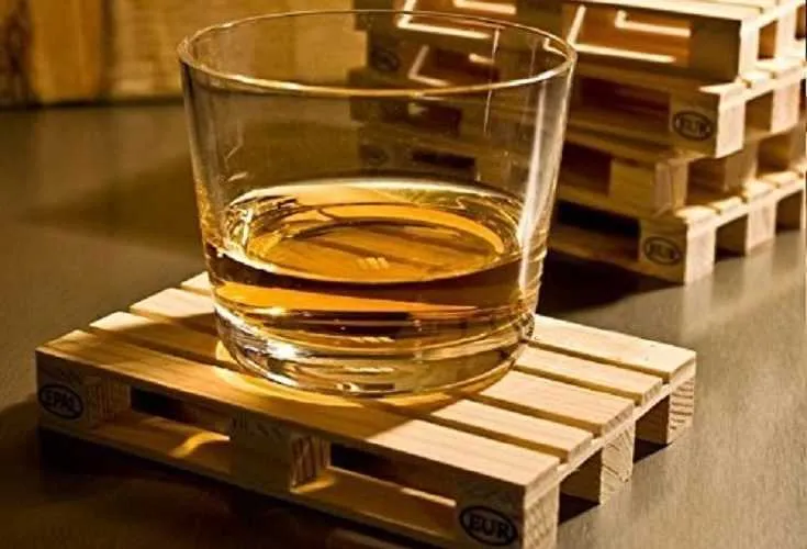 Mini Wooden Palette Drink Coasters Featured