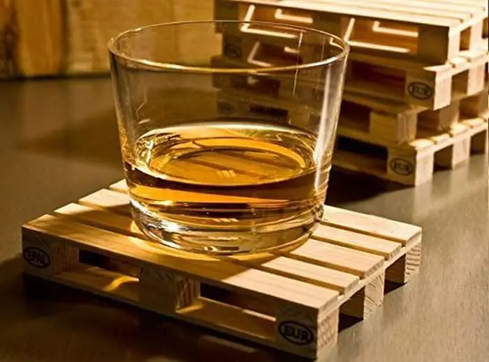 Mini Wooden Palette Drink Coasters Pictures 003